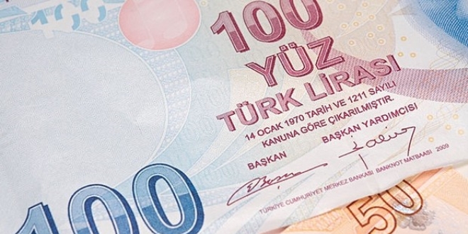 Hazine dört ihalede 9.35 milyar TL borçlandı