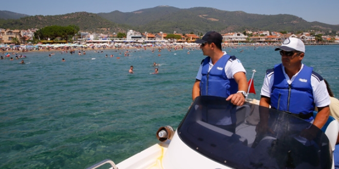 İzmir'de deniz zabıtaları göreve başladı