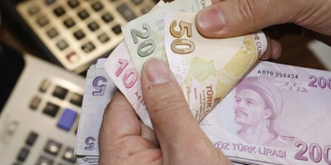 Kredi borcundan dolayı yasal takibe düşen kişi sayısı azaldı