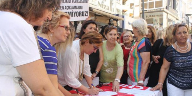 CHP'li kadnlardan 'Mftler nikah kymasn' kampanyas