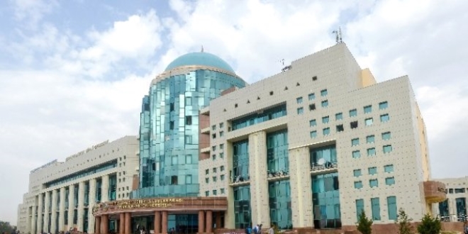 ��rencilerin u�ak biletleri �niversiteden