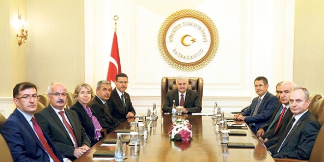 Yıldırım: Başbakanın olması şart değil