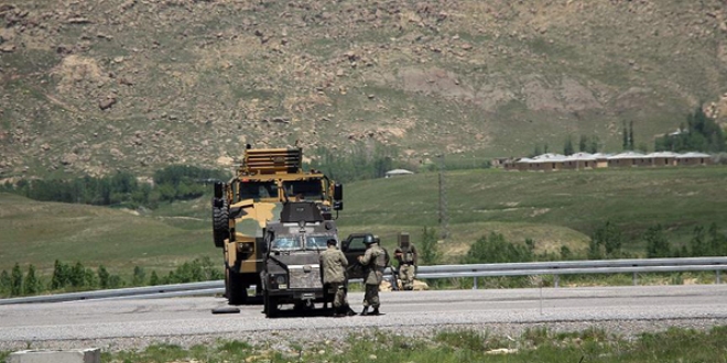 Hakkari'de baz� alanlar '�zel g�venlik b�lgesi' ilan edildi