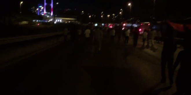 İstanbul 1. köprüde halka ateş açıldı