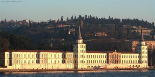 FETÖ'nün darbe girişimi: Kuleli Askeri Lisesine operasyon