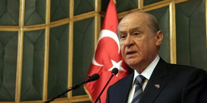 Bahçeli: Demokrasi uçurumdan dönmüştür