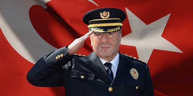 Darbeci askerle emniyet müdürü arasında akıl almaz diyaloglar