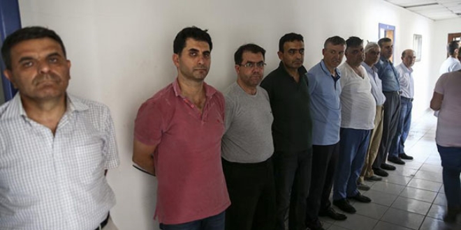 Yurt genelinde 70 general ve amiral gözaltına alındı