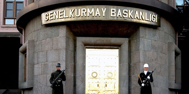 Darbeci emir subayı, karargahta vurularak öldürülmüş