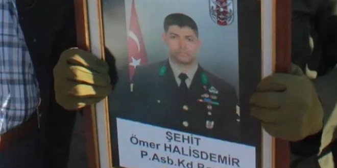 Darbe aslında saat 03:00'te başlayacaktı