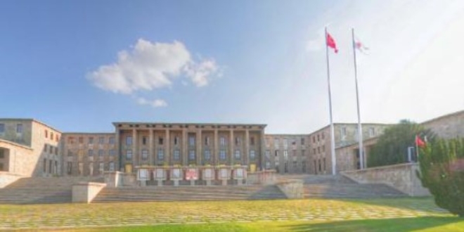 TBMM personelinin izinleri kaldırıldı