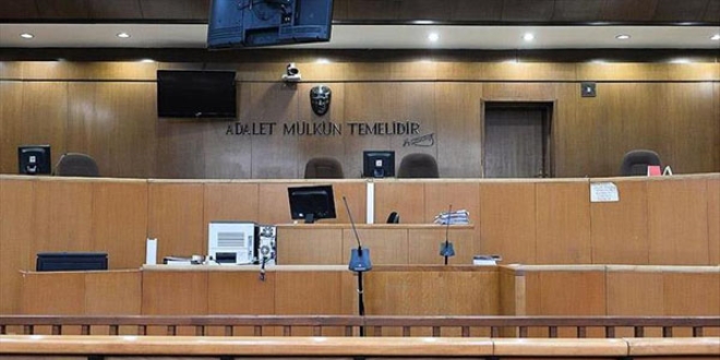 Uşak'ta 37 emniyet personeli açığa alındı