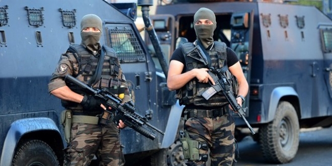 Ege Ordu Komutanlığı ve Maltepe Askeri Lisesi'nde operasyon