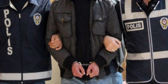 Bartn'da, Ulus le Emniyet Mdr Levent Mustafaolu tutukland