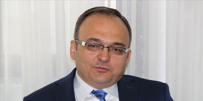Açığa alınan Gazi rektörü gözaltına alındı