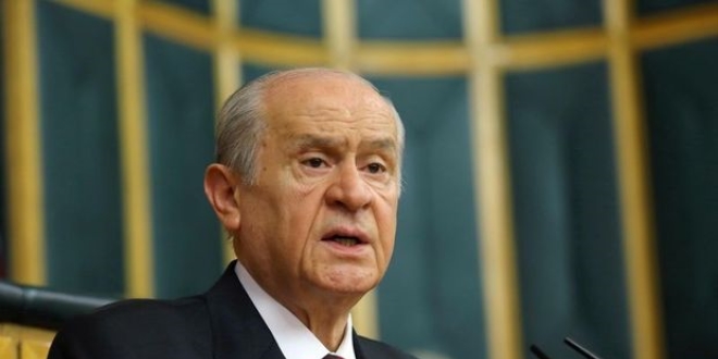 Darbe gecesi, yaverden Bah�eli'ye yan�lt�c� mesaj gelmi�