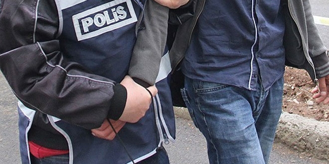Adana'da asker, polis ve memur olmak zere, 75 kii daha gzaltna alnd