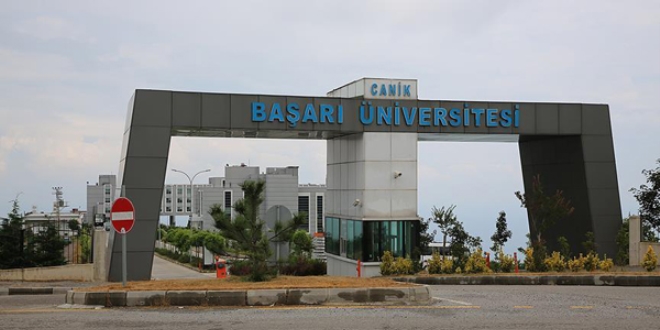 Canik Başarı Üniversitesi'ne rektör atandı