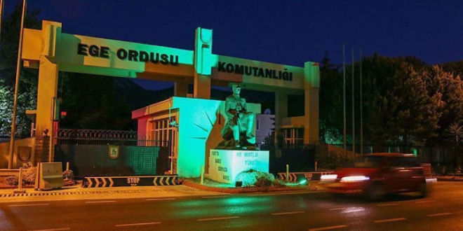 Ege Ordu Komutanı'nı Akıncılar Üssü'ne götürmek istemişler