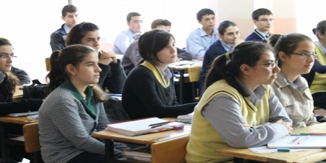 MEB, liseliye af uygulamasında yanlış yapıyor