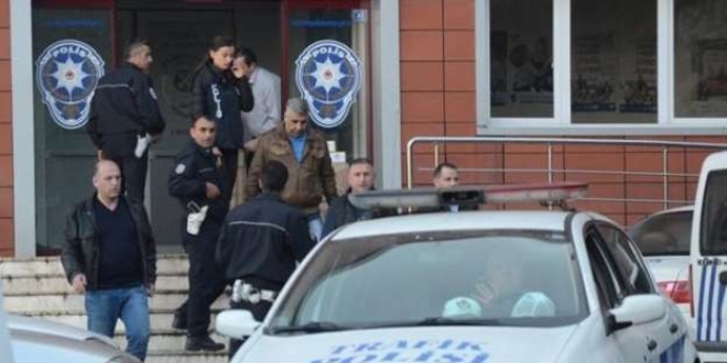 Bolu'da, vali yardımcısı ve 2 polis gözaltına alındı