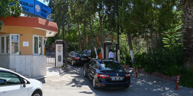 Kayyumlar, ünlü Yamanlar Kolejinin ismini değiştirdi