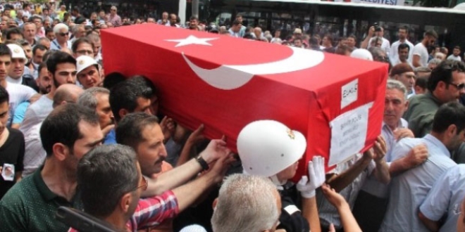 Şehit polis Can, son yolcuğuna uğurlandı