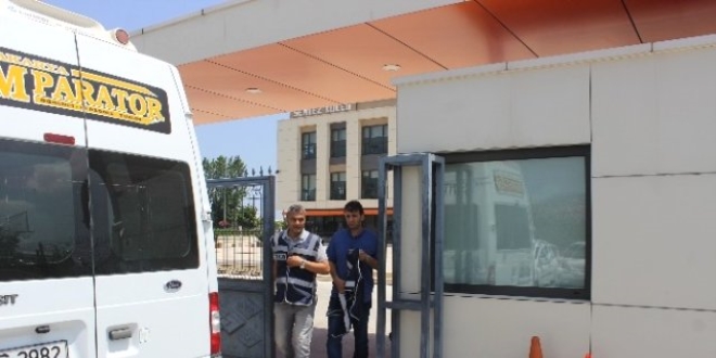 Erzurum'da iki okulun devir ilemleri gerekletiriliyor