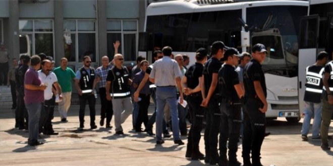 FETÖ'de, tutuklu sayısı 5 bin 613 kişiye ulaştı