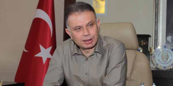 'Pistin �n�nde lastik, saman ve mahsullerini yakt�k'