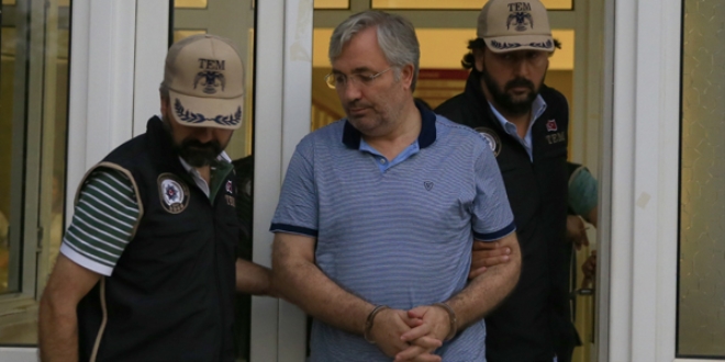 Vali Yard�mc�s� ve Kaymakam sa�l�k kontrol�nden ge�irildi