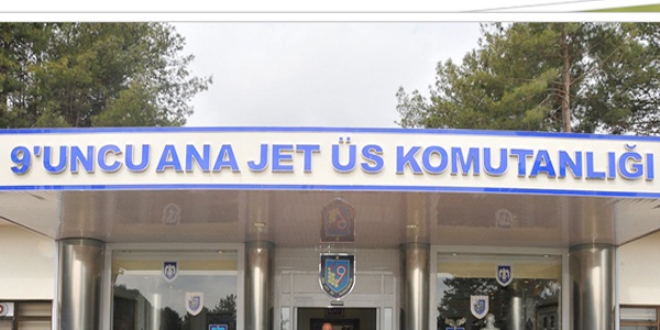 Bal�kesir 9.Ana Jet �ss�nde 14 pilot g�zalt�na al�nd�