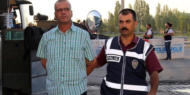 5. Hudut Alayı Merkez Komutanı ile 23 asker tutuklandı