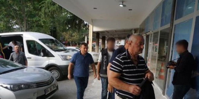 Van'da FETÖ'ye 'mütevelli heyeti' operasyonu: 13 gözaltı