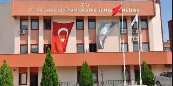 KLÜ'de 5 akademisyen gözaltına alındı