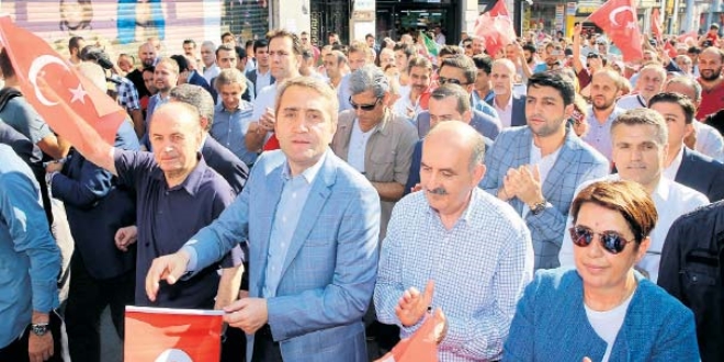 Miting kardeşliğine 'Sevinç' gölgesi