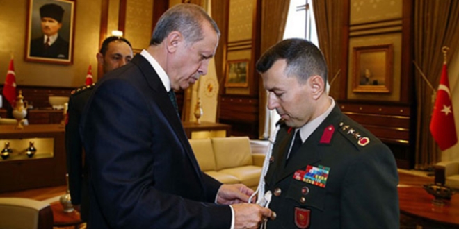 Cumhurbaşkanlığı'nda başyaverlik kaldırılıyor