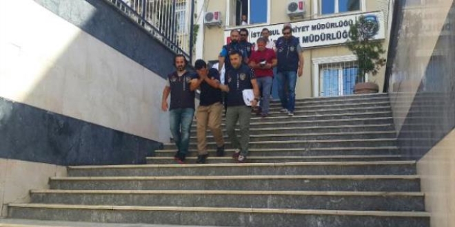 Darbe girişimine ilişkin aranan 2 iş adamı yakalandı