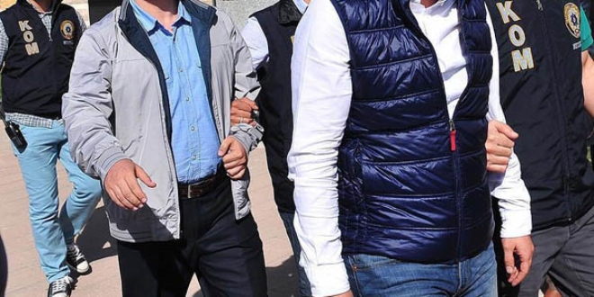 Uşak'ta 2 imam ile 1 öğretmen tutuklandı