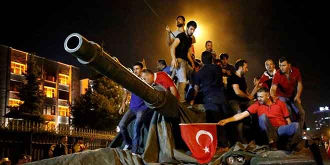 İhanet listesini almaya FETÖ'cüler gelmiş!