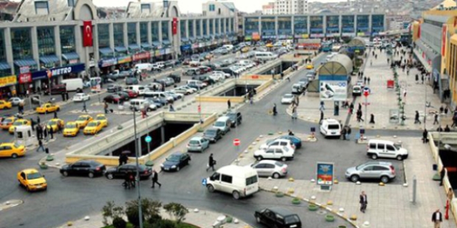 �stanbul otogar�n�n ismi '�stanbul 15 Temmuz Demokrasi Otogar�' oldu