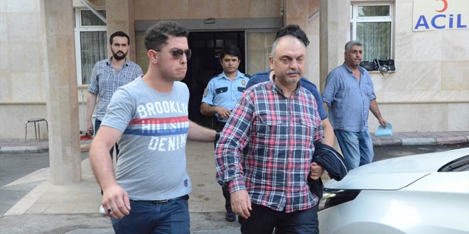 Zonguldak'ta 2 kamu çalışanı gözaltına alındı