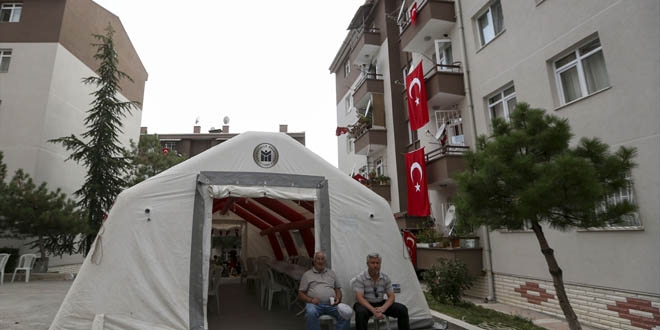 Şehit polis memuru Irmak'ın Ankara'daki evinde yas var