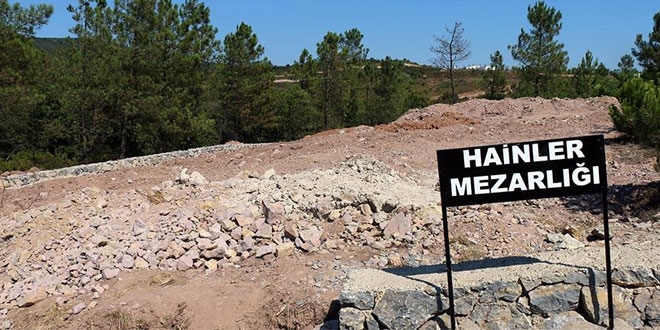 'Hainler Mezarlığı' tabelası kaldırıldı