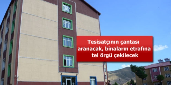 Okul binalarının etrafına tel örgü çekilecek