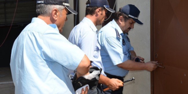 Ankara'da bir özel öğrenci yurdu mühürlendi, 59 öğretmen açığa alındı