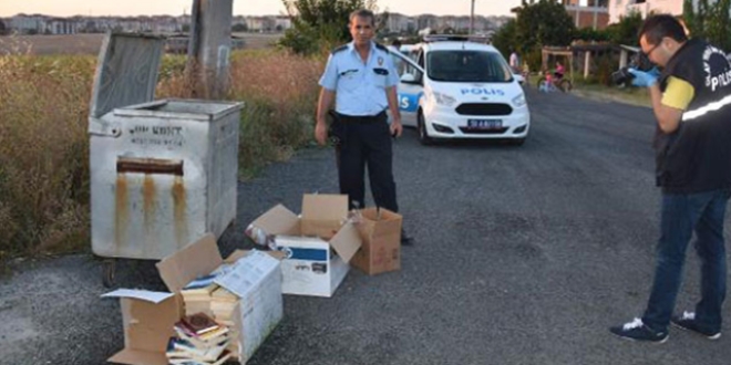 Bir çöp dolusu Gülen kitabı bulundu