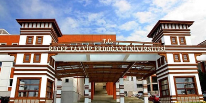 RTEÜ'de 14 akademisyen daha açığa alındı