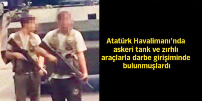 Eşofmanlı erler: Giyinmemize izin vermediler