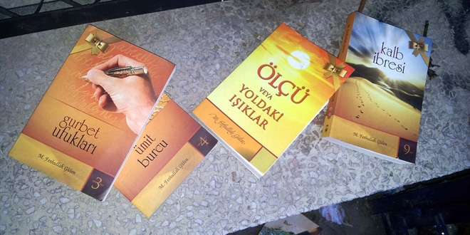 Afyonkarahisar'da FETÖ'ye ait çok sayıda kitap bulundu